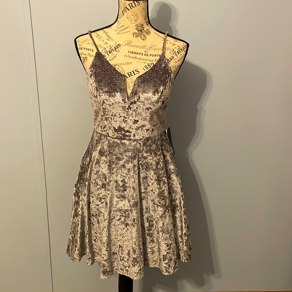 HOMECOMING DRESS, NWT